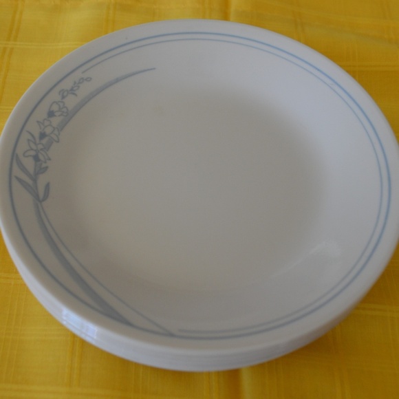 Blue Lily (Corelle) by CORNING - Bread Plate  ONE PLATE - Picture 1 of 1